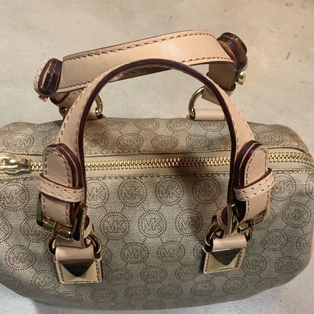 Michael Kors Beige Satchel - Picture 3 of 13